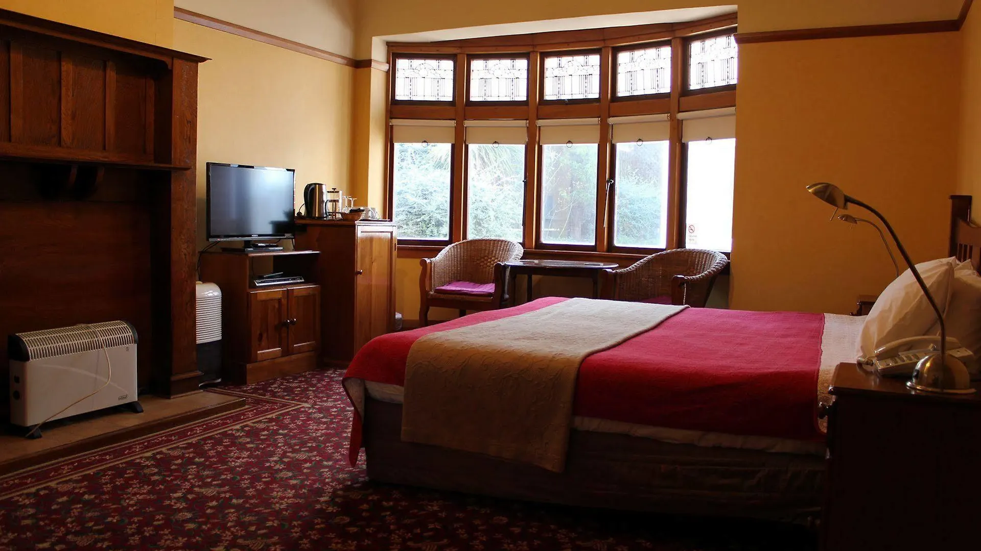 Halswell Lodge Wellington